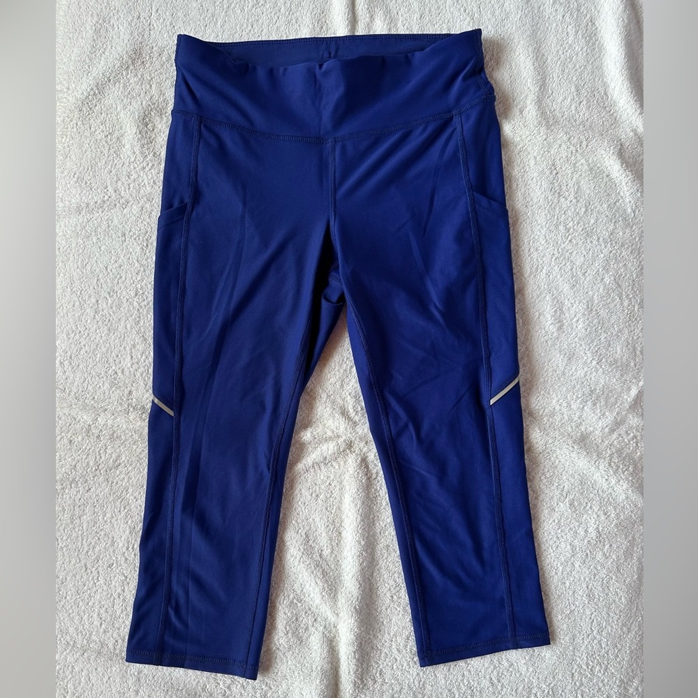 Women’s Xersion Capri Leggings M